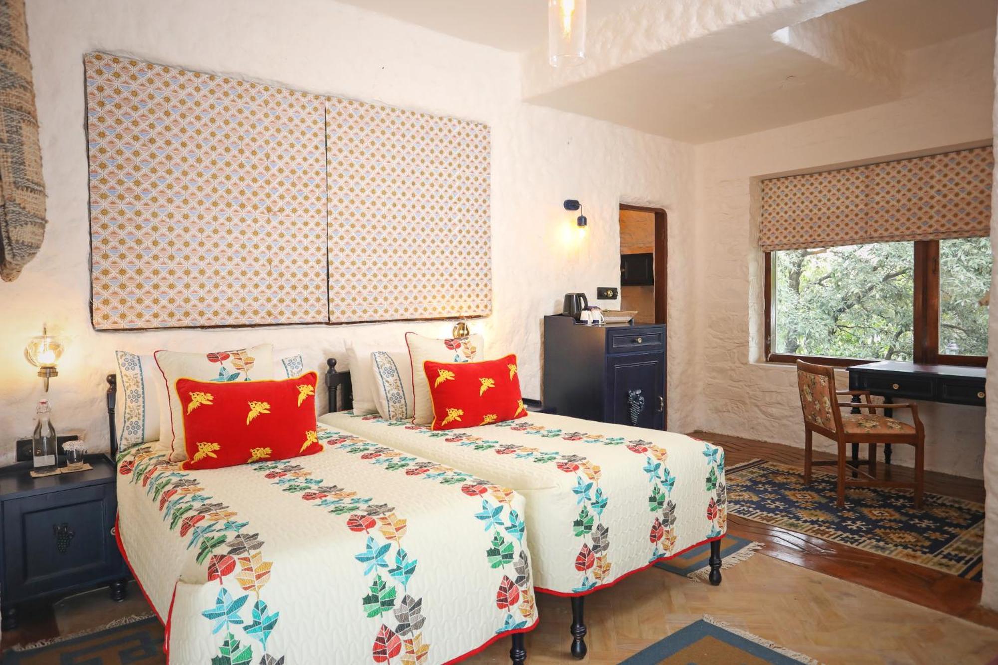 Blue Book At Gethia, Nainital Hotel Exterior photo